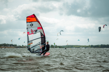 I 5 MIGLIORI SPOT PER IL WINDSURF NEI PAESI BASSI